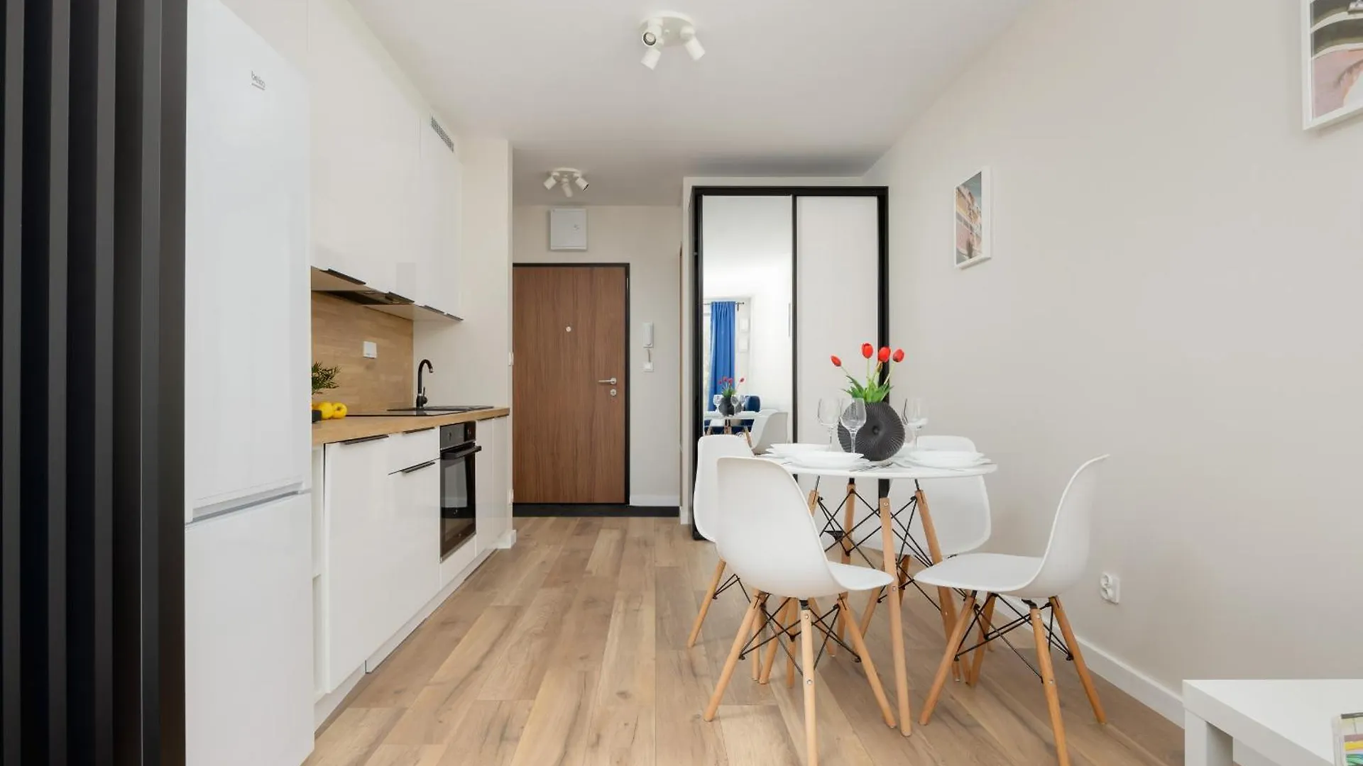 ワルシャワModern Studio Zupnicza With Parking By Rentersアパートメント ポーランド