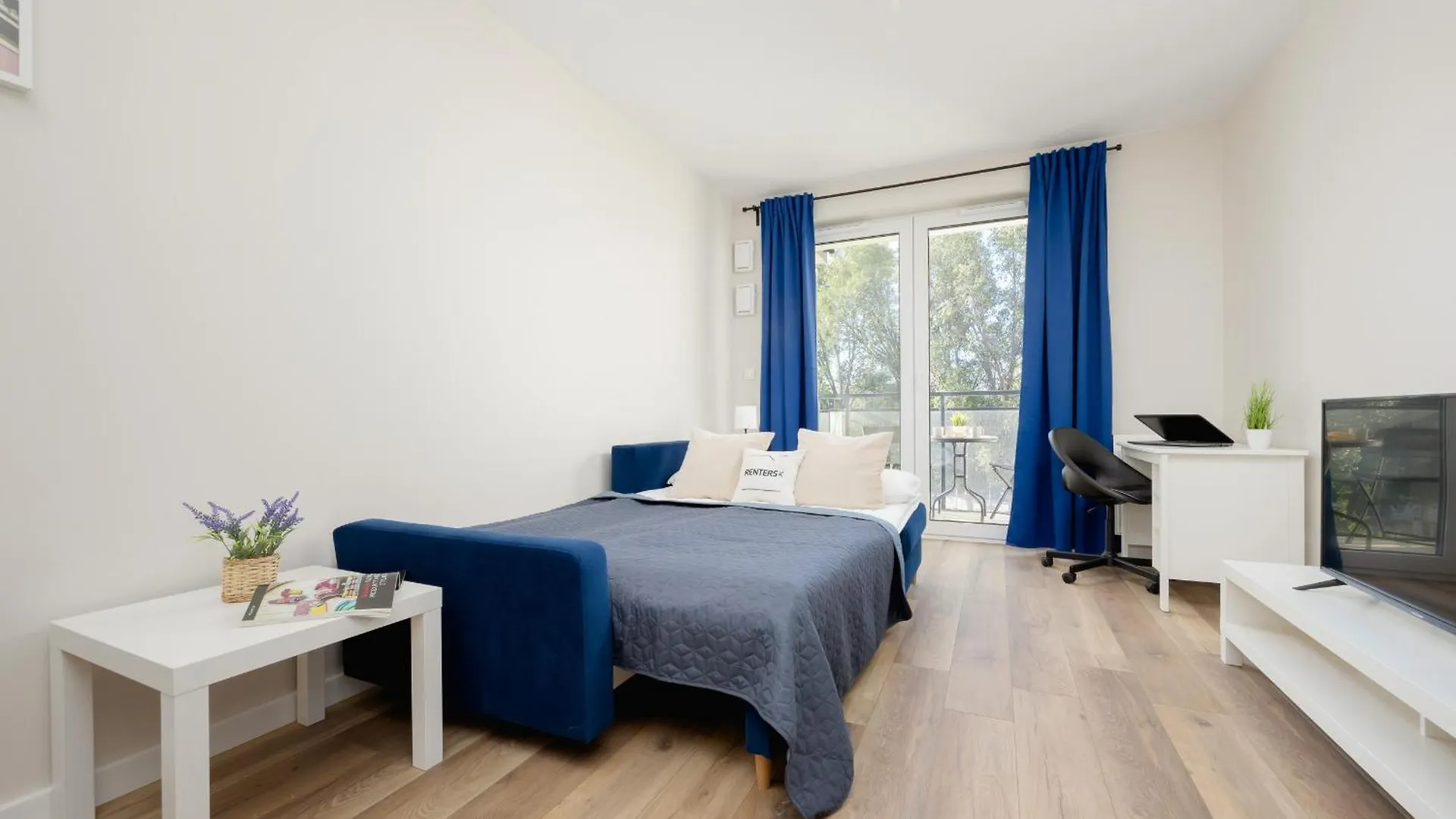 Modern Studio Zupnicza With Parking By Renters Apartment Warsaw 0*,