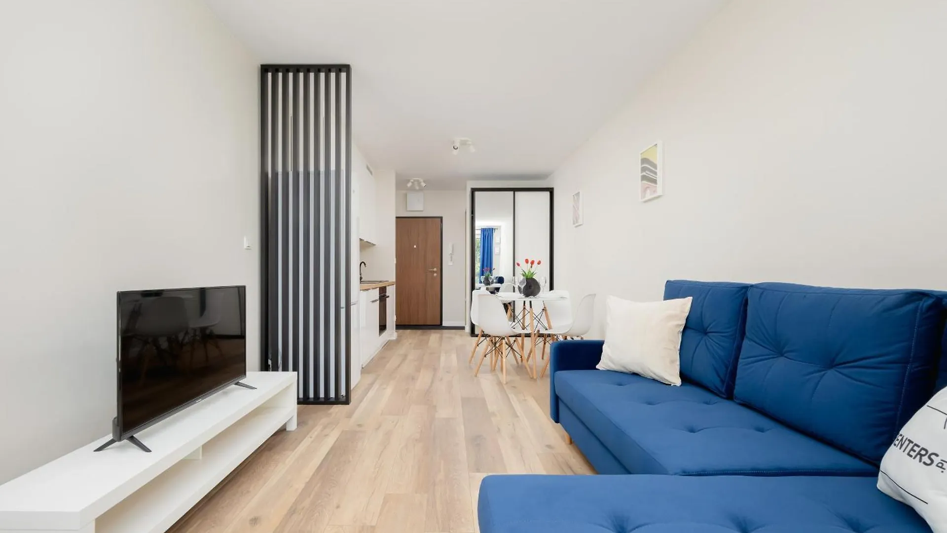 Modern Studio Zupnicza With Parking By Renters Apartment Warsaw 0*,