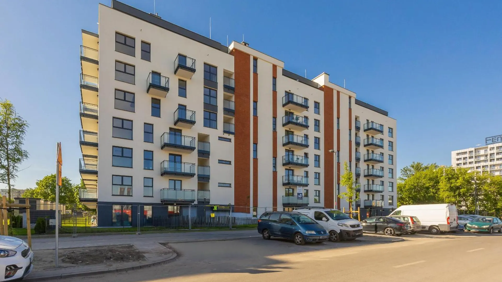 Modern Studio Zupnicza With Parking By Renters Apartment Warsaw Poland