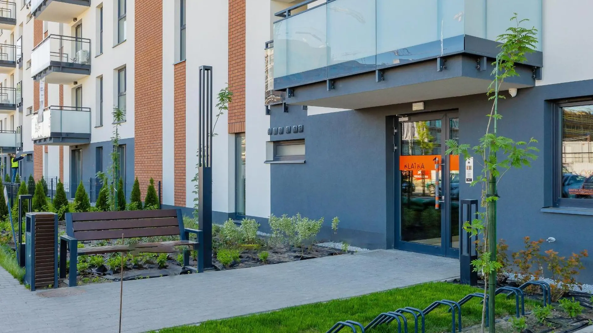 Modern Studio Zupnicza With Parking By Renters Apartment Warsaw